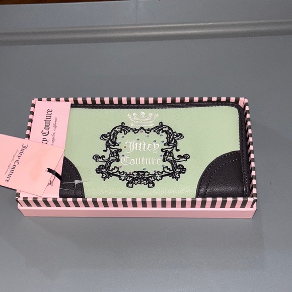 Juicy Couture Green and Black Wallet - Picture 1 of 3
